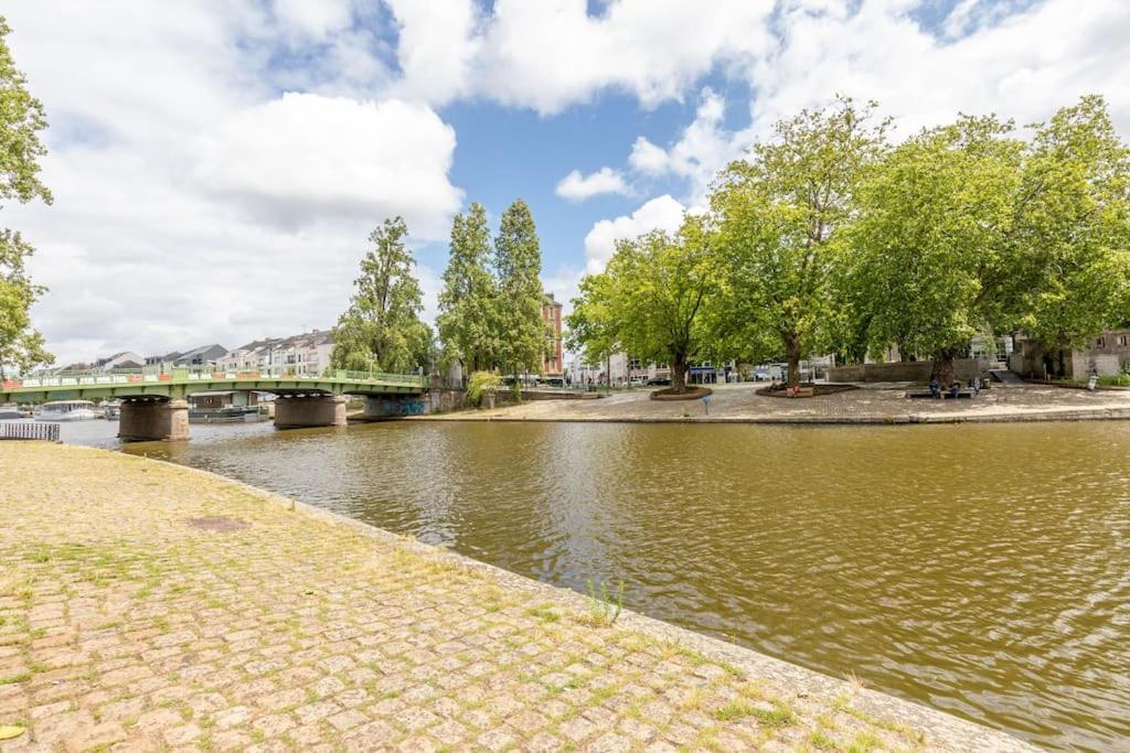 Port Royal Apart De Charme-Parking-Coeur De Ville น็องต์ ภายนอก รูปภาพ